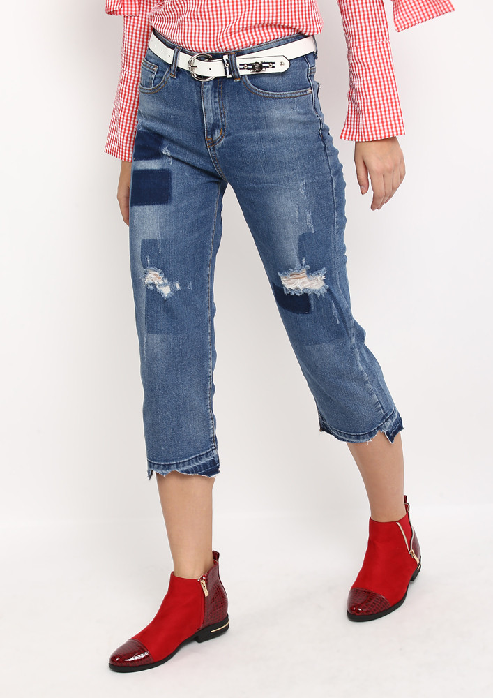 Frayed Hem Jeans with Patch detail 