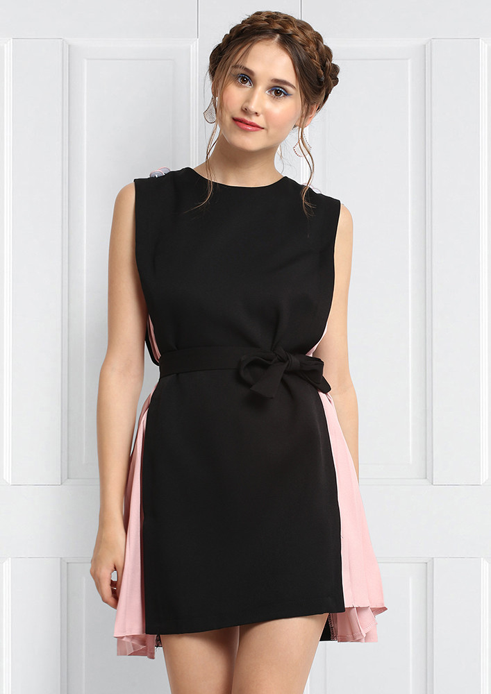 TIE UP BLACK AND PINK DRESS