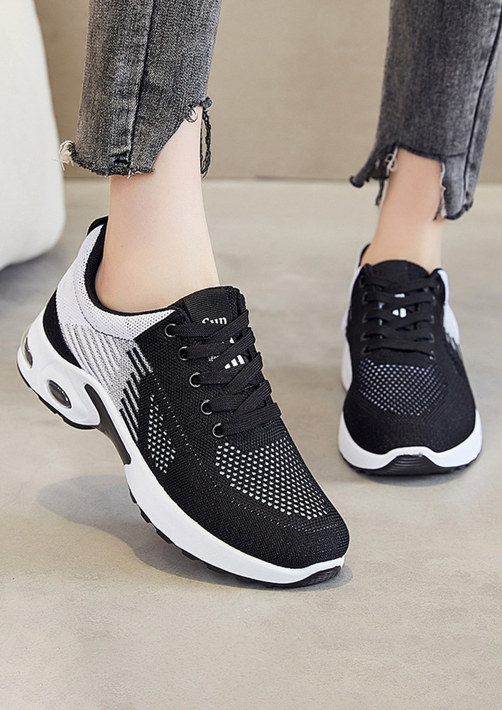 BLACK-WHITE CASUAL CHUNKY TRAINERS