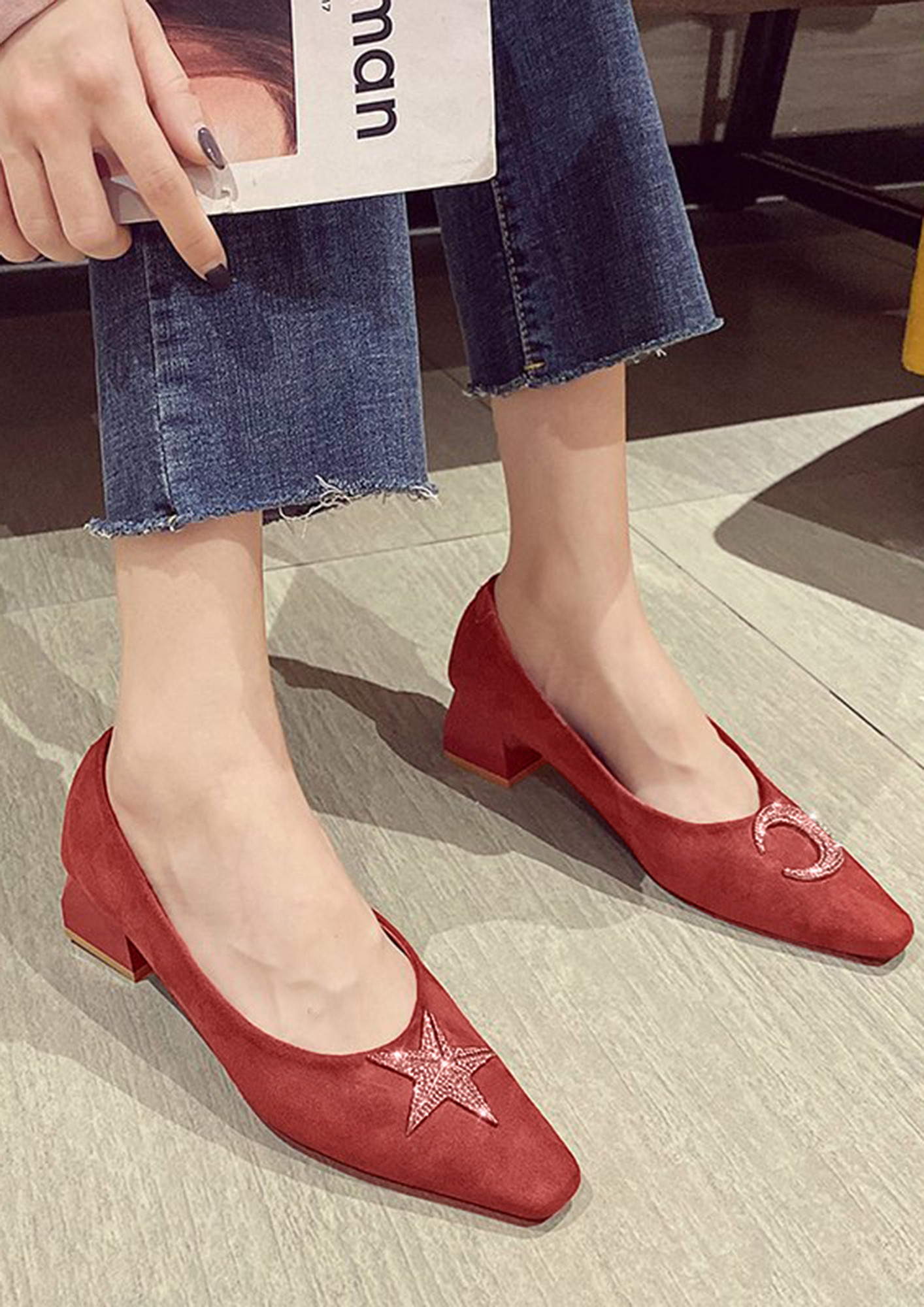 AN ELEGANT CALL RED HEELED SANDALS