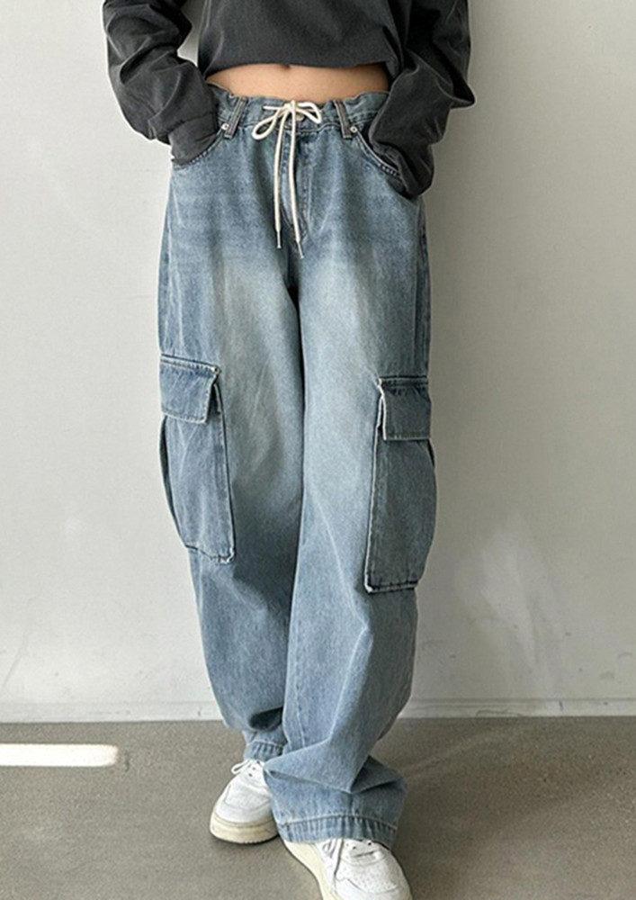 LOW-RISE CARGO BLUE BAGGY JEANS