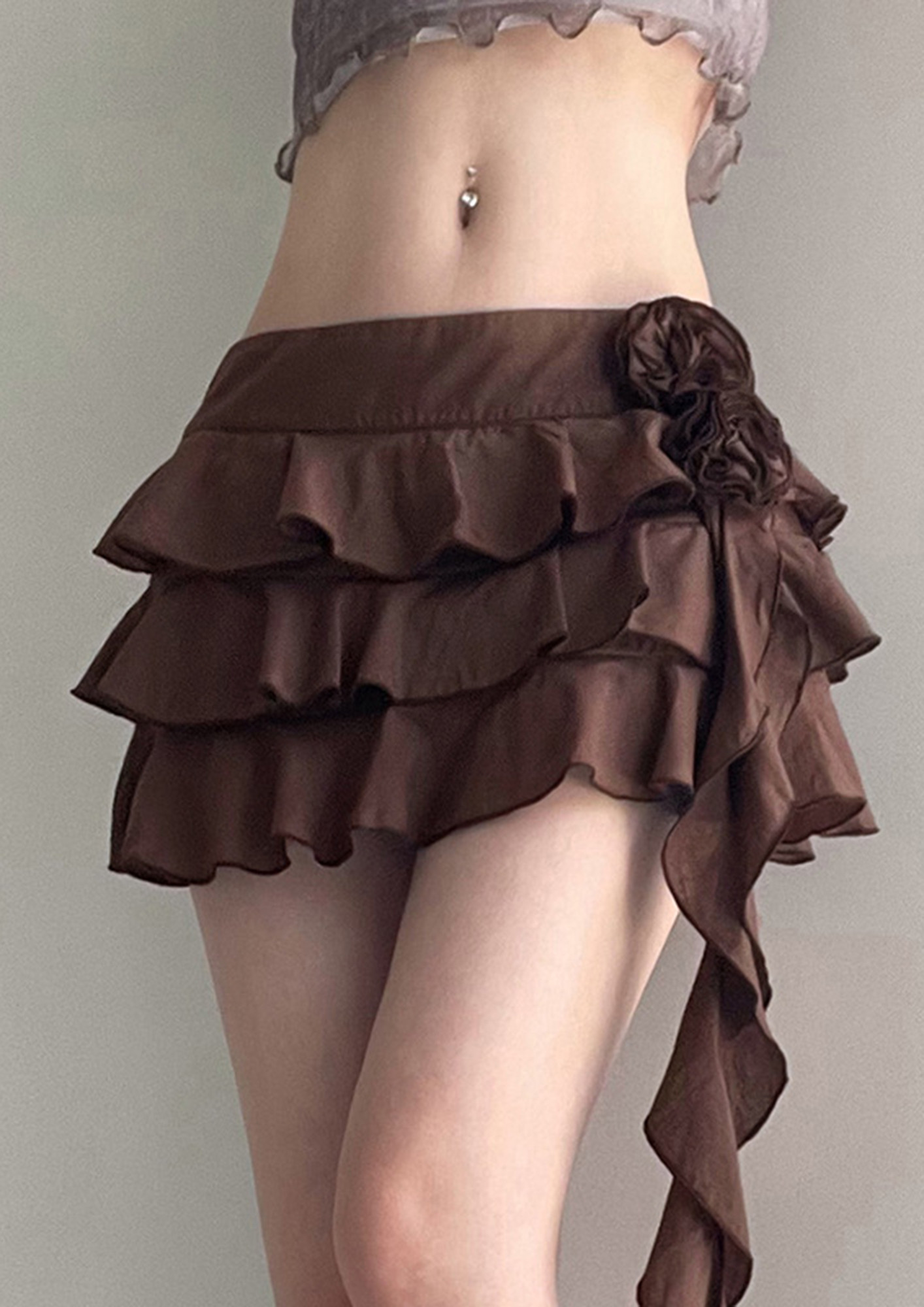 Top 10 brown mini skirt outfit ideas and inspiration