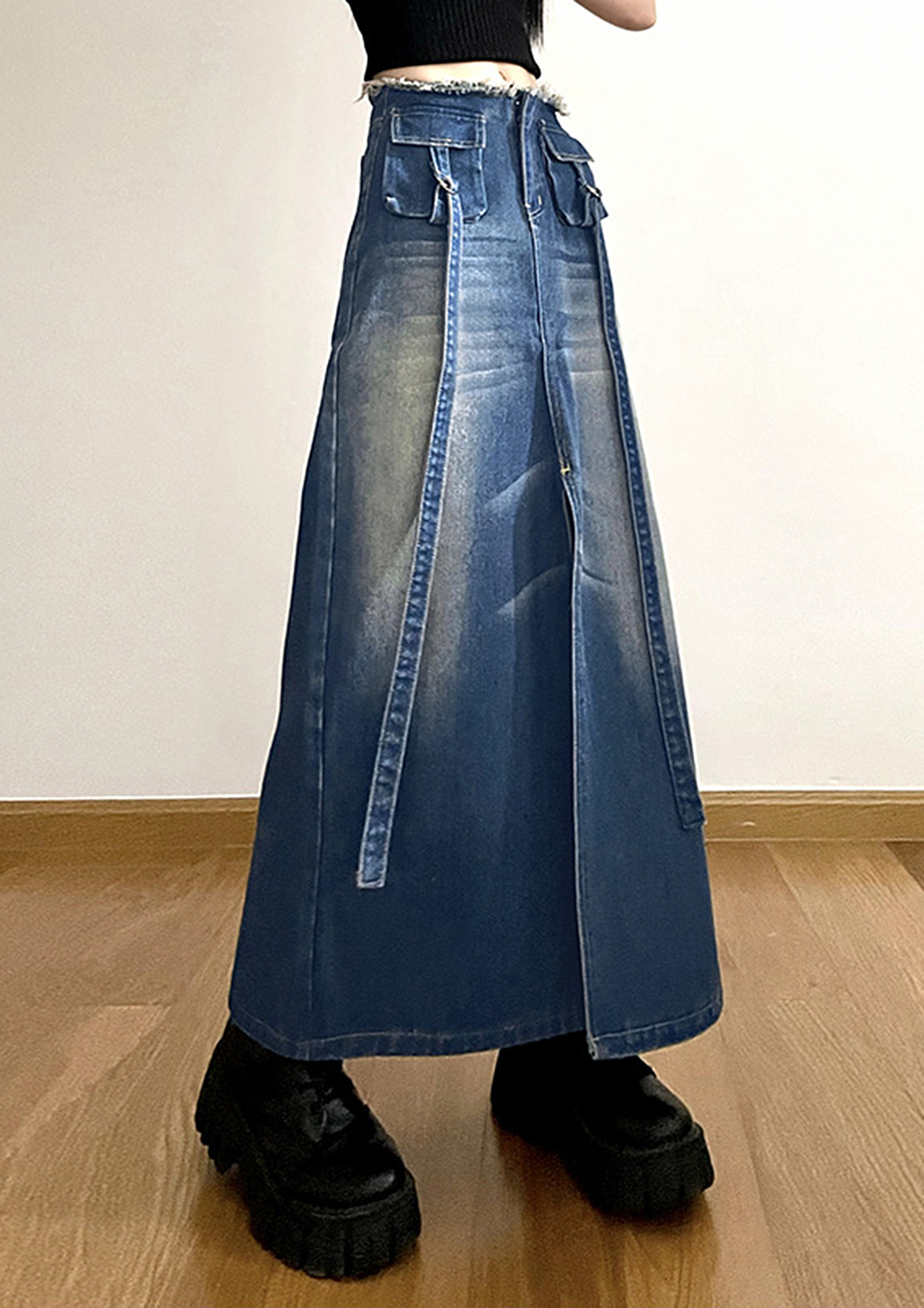 Trending: Denim Midi Skirts For Spring & Summer (6 Outfits) - The Mom Edit